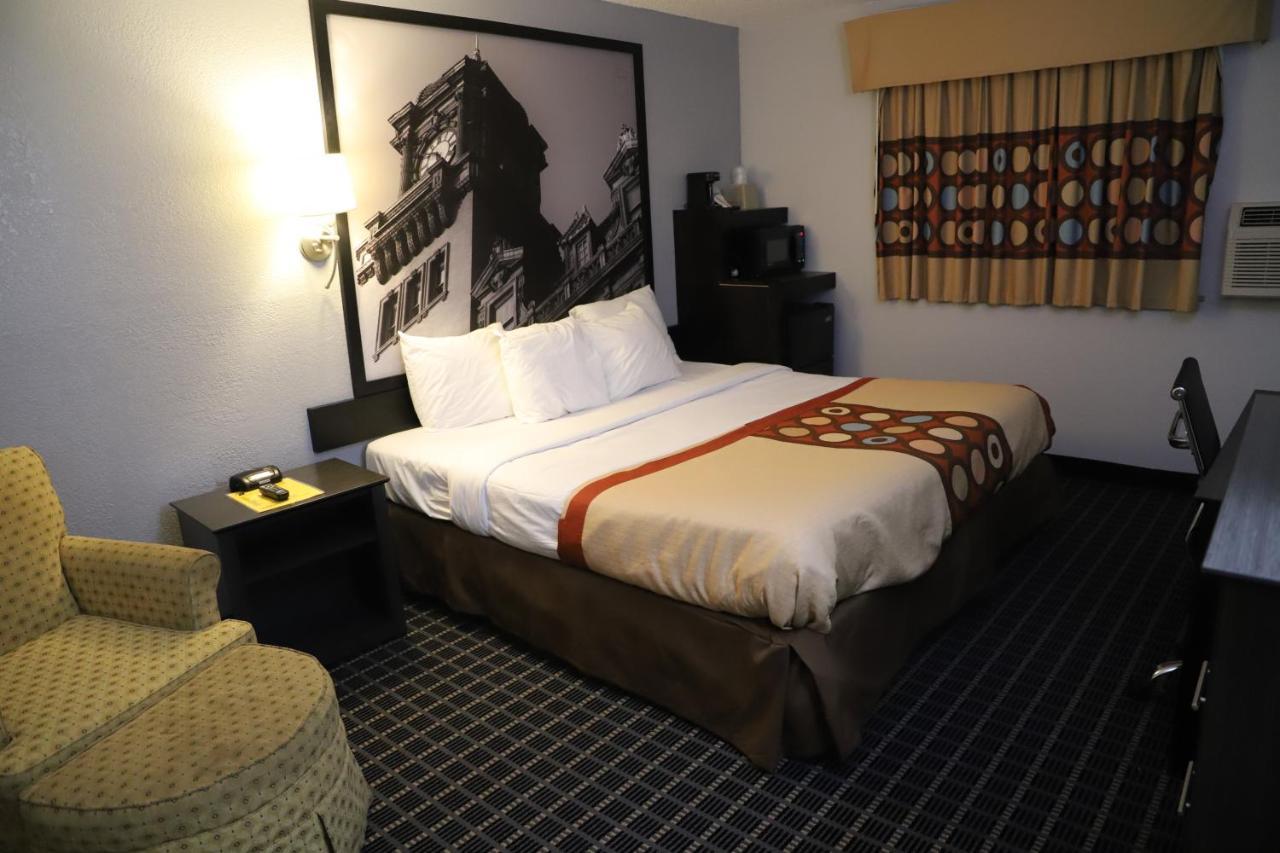 Super 8 By Wyndham Richmond Airport Va Hotell Sandston Eksteriør bilde