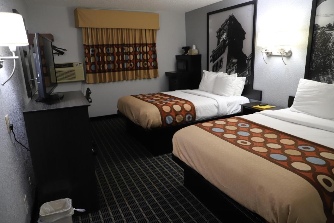 Super 8 By Wyndham Richmond Airport Va Hotell Sandston Eksteriør bilde